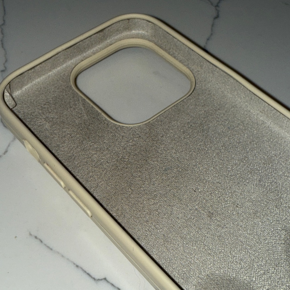 MEMOR Shell Pattern iPhone 14 PRO Case - Cream - Picture 9 of 11